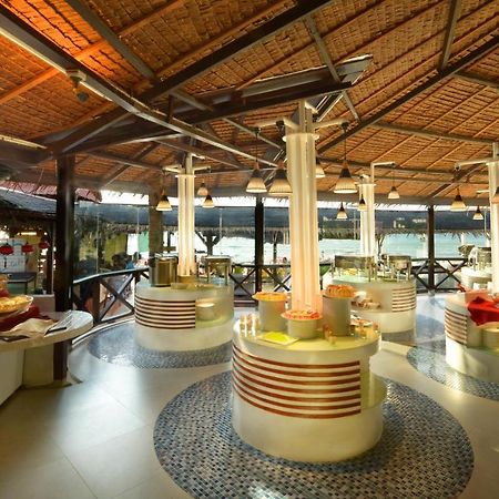 Paya Beach Spa & Dive Resort Kampung Genting Kültér fotó