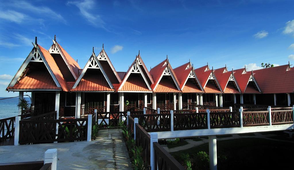 Paya Beach Spa & Dive Resort Kampung Genting Kültér fotó